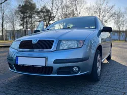 Blau Gebraucht 2005 Skoda Fabia Kombi | 1.700 € (Fairer Preis)