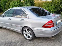 Silber Gebraucht 2002 Mercedes C320 Elegance Limousine | 5.500 € (Teuer)