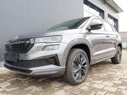 Graphitgrau metallic Neu 2025 Skoda Karoq SportLine SUV | 38.000 € (Fairer Preis)