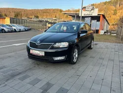 Schwarz Gebraucht 2015 Skoda Rapid Elegance Limousine | 8.999 € (Fairer Preis)