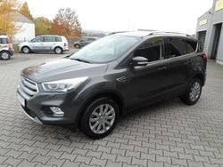 Grau Gebraucht 2018 Ford Kuga Cool & Connect SUV | 12.950 € (Guter Preis)