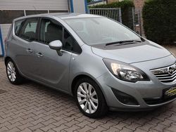 Silber Gebraucht 2012 Opel Meriva Innovation Van / Kleinbus | 7.990 € (Fairer Preis)
