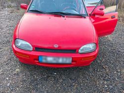 Rot Gebraucht 1995 Mazda 121 Cabrio | 800 €