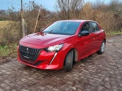 Rot Gebraucht 2022 Peugeot 208 Allure Kleinwagen | 11.800 € (Guter Preis)