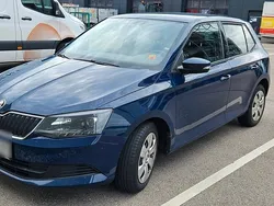 Blau Gebraucht 2016 Skoda Fabia Ambition Kleinwagen | 5.900 € (Fairer Preis)