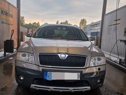 Beige Gebraucht 2008 Skoda Octavia Scout 4x4 Kombi | 4.000 € (Fairer Preis)