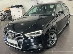 Schwarz Gebraucht 2020 Audi A3 Sportback e-tron Limousine | 18.995 € (Guter Preis)