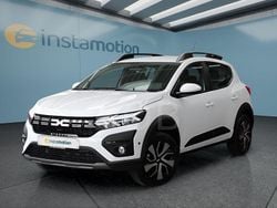 Weiß Gebraucht 2025 Dacia Sandero Stepway Kleinwagen | 18.399 € (Fairer Preis)