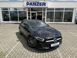 Kosmosschwarz Gebraucht 2019 Mercedes A180 Style Limousine | 21.490 € (Etwas zu teuer)