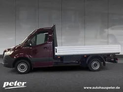 Rot velvetrot Gebraucht 2022 Mercedes Sprinter Van | 41.591 € (Teuer)