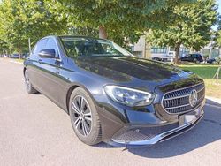 Schwarz Gebraucht 2021 Mercedes E220 Limousine | 21.000 €