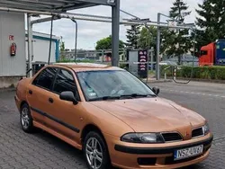 Orange Gebraucht 2003 Mitsubishi Carisma Limousine | 1.300 €