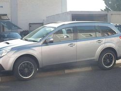 Silber Gebraucht 2015 Subaru Outback SUV | 7.500 € (Superpreis)