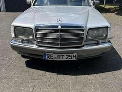 Silber Gebraucht 1985 Mercedes S420 Limousine | 11.990 €