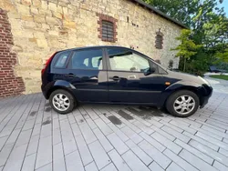 Blau Gebraucht 2006 Ford Fiesta Kleinwagen | 1.400 € (Etwas zu teuer)