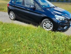Blau Gebraucht 2015 BMW 218 Active Tourer Van / Kleinbus | 7.900 € (Superpreis)