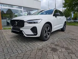 Ice white, solid Gebraucht 2021 Volvo XC60 R-Design SUV | 38.990 € (Etwas zu teuer)