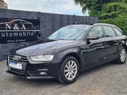 Schwarz Gebraucht 2015 Audi A4 Attraction Kombi | 13.900 € (Guter Preis)