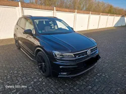 Schwarz Gebraucht 2019 VW Tiguan Highline SUV | 26.500 € (Etwas zu teuer)