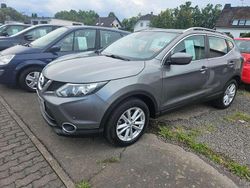 Grau Gebraucht 2016 Nissan Qashqai Acenta SUV | 9.990 € (Guter Preis)