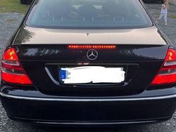 Schwarz Gebraucht 2005 Mercedes 240 Limousine | 4.200 € (Etwas zu teuer)
