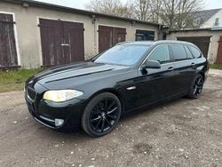Schwarz Gebraucht 2013 BMW 520 Sport Line Limousine | 10.100 € (Guter Preis)