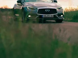 Grau Gebraucht 2018 Infiniti Q60 Sport Tech Coupé | 33.500 €