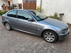 Silber Gebraucht 2003 BMW 316 Compact Kleinwagen | 1.600 € (Fairer Preis)