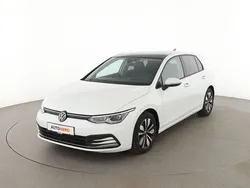 Weiß Gebraucht 2023 VW Golf VIII Move Limousine | 29.530 € (Etwas zu teuer)