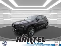 Deep black perleffekt, pearl effect Gebraucht 2021 VW Touareg Style SUV | 46.500 € (Fairer Preis)