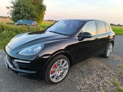 Schwarz Gebraucht 2014 Porsche Cayenne Turbo SUV | 36.950 €