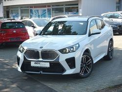 Weiß Neu 2025 BMW iX2 M Sport SUV | 41.490 € (Fairer Preis)