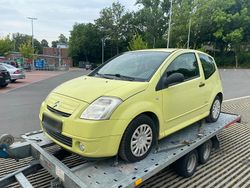 Gelb Gebraucht 2005 Citroën C2 Kleinwagen | 2.000 €