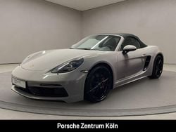 Weiss Gebraucht 2023 Porsche 718 Boxster Cabrio | 93.800 € (Guter Preis)