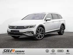Weiss / oryxweiss perlmutteffekt Gebraucht 2021 VW Passat Alltrack Kombi | 41.150 €
