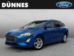 Weiß Gebraucht 2011 Ford Focus Trend Limousine | 18.990 €