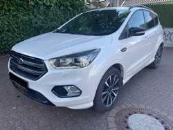 Weiß Gebraucht 2019 Ford Kuga ST-Line SUV | 15.985 € (Guter Preis)
