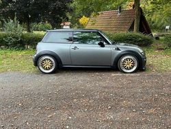 Grau Gebraucht 2009 Mini Cooper S Coupé Coupé | 9.500 €
