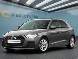 Grau Neu 2025 Audi A1 Sportback Kleinwagen | 28.499 € (Etwas zu teuer)