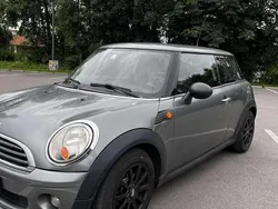 Grau Gebraucht 2009 Mini ONE Kleinwagen | 1.500 €