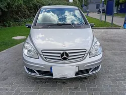 Grau Gebraucht 2008 Mercedes B180 Van / Kleinbus | 4.200 € (Guter Preis)