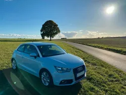 Blau Gebraucht 2011 Audi A1 Sport Kleinwagen | 6.999 € (Fairer Preis)