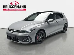 Grau Gebraucht 2024 VW Golf VIII GTI Limousine | 39.890 € (Fairer Preis)
