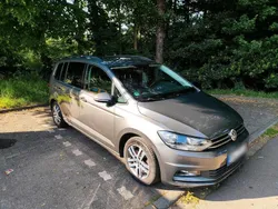 Grau Gebraucht 2015 VW Touran Van / Kleinbus | 13.999 € (Teuer)