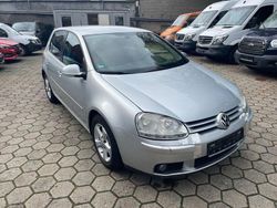 Silber Gebraucht 2008 VW Golf V United Limousine | 2.900 € (Fairer Preis)