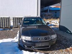 Schwarz Gebraucht 2002 Audi A4 Kombi | 555 € (Guter Preis)
