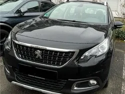 Schwarz Gebraucht 2018 Peugeot 2008 SUV | 9.000 € (Guter Preis)