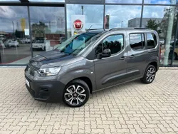 Grau Gebraucht 2023 Fiat e-Doblò Van / Kleinbus | 29.990 € (Etwas zu teuer)