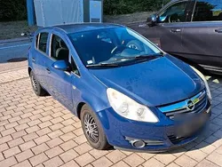 Blau Gebraucht 2009 Opel Corsa Limousine | 1.100 € (Guter Preis)