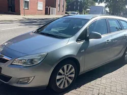 Silber Gebraucht 2011 Opel Astra Innovation Kombi | 3.450 € (Fairer Preis)